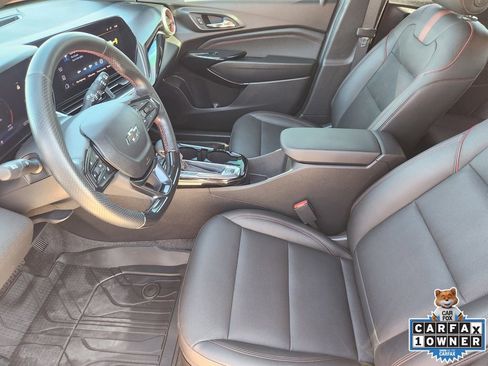 Used 2024 Chevrolet Trax RS w/ Driver Confidence Package image 19