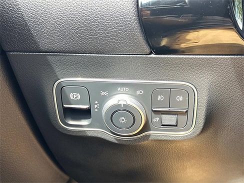 Certified 2025 Mercedes-Benz GLA 250 4MATIC image 26