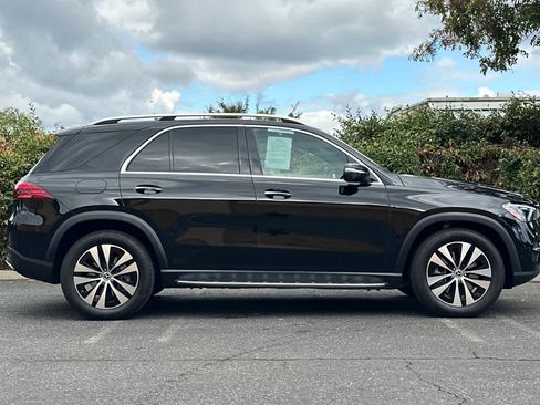 Certified 2025 Mercedes-Benz GLE 450e 4MATIC image 2