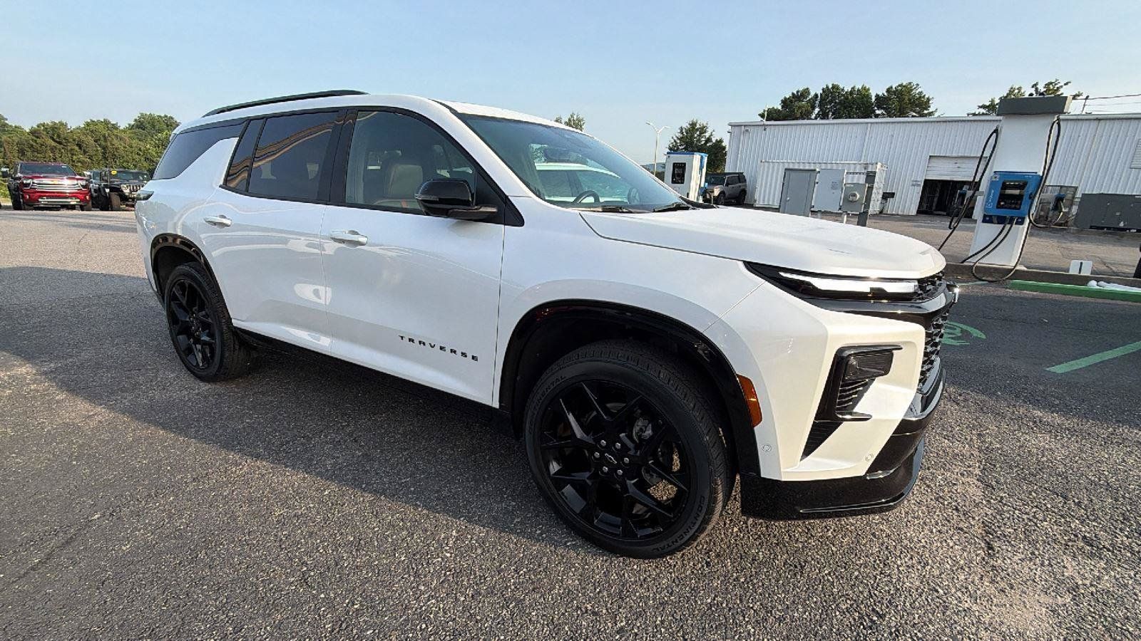 Used 2024 Chevrolet Traverse RS AWD/4WD image 7
