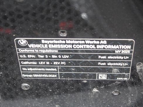 Used 2025 BMW i5 M60 image 28