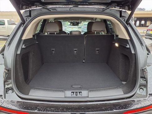 New 2026 Lincoln Corsair Premiere FWD image 16