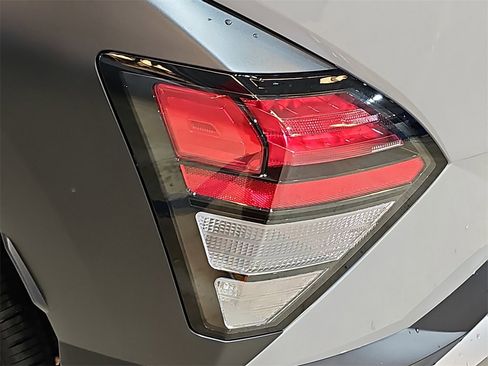 New 2026 Hyundai Kona SEL Premium image 32