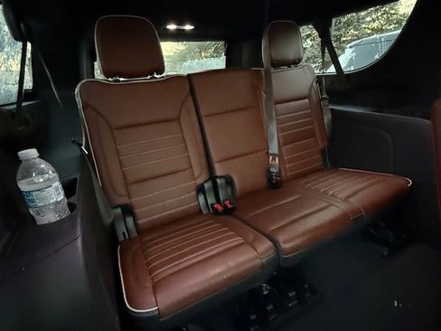 Used 2023 GMC Yukon XL Denali Ultimate image 16