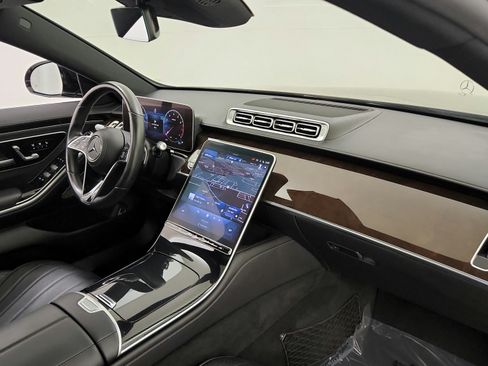 Used 2023 Mercedes-Benz S 500 4MATIC image 32