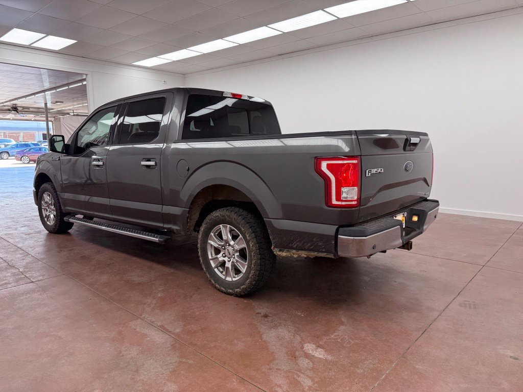 Used 2016 Ford F150 XLT w/ Equipment Group 302A Luxury RWD image 3
