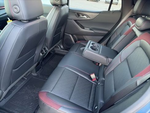 New 2026 Chevrolet Equinox RS w/ LPO, Floor Liner Package image 11