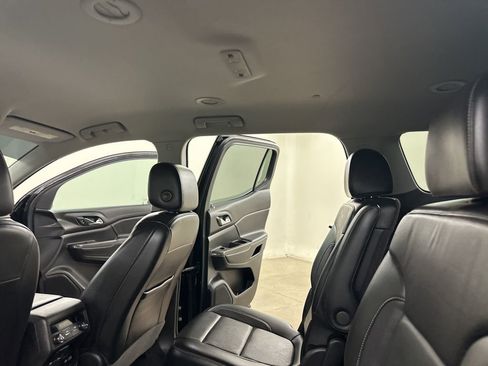 Used 2020 GMC Acadia SLT image 31