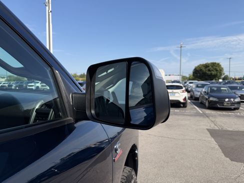 Used 2019 RAM 2500 Tradesman AWD/4WD image 9
