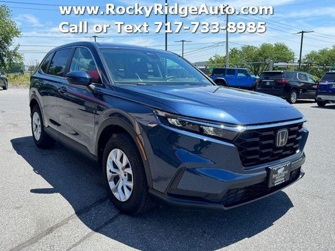 Used 2025 Honda CR-V LX image 6