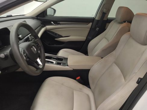 Used 2020 Honda Accord LX image 17