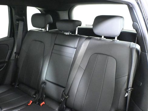 Certified 2026 Mercedes-Benz GLB 250 4MATIC image 4