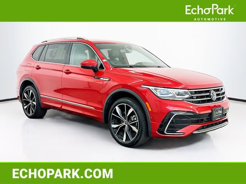 Used 2024 Volkswagen Tiguan SEL R-Line image 1