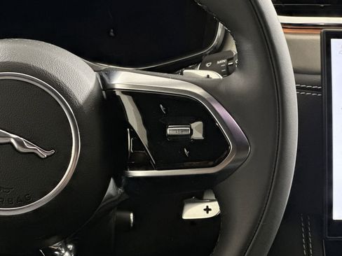 Used 2026 Jaguar F-PACE R-Dynamic S image 16