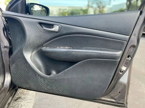 Used 2015 Dodge Dart SXT image 33