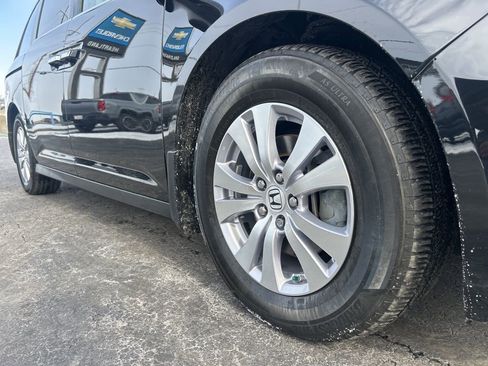 Used 2016 Honda Odyssey EX-L image 11