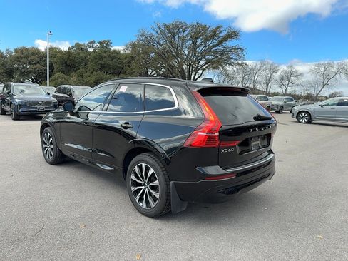 Certified 2023 Volvo XC60 B5 Core w/ Climate Package image 3