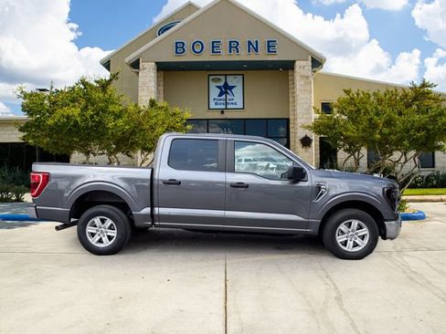 Used 2023 Ford F150 XLT image 7