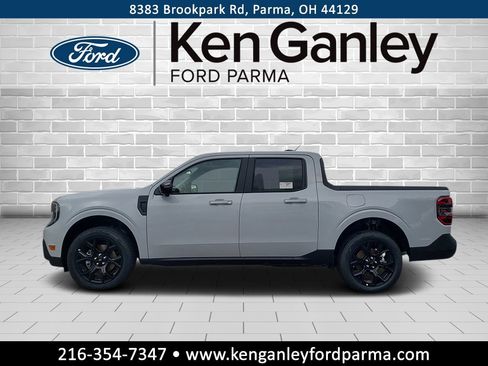 New 2025 Ford Maverick Lariat w/ Black Appearance Package image 8