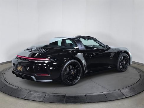 Used 2025 Porsche 911 Targa 4 GTS image 7