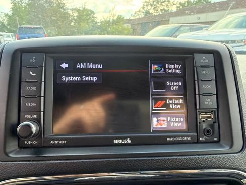Used 2019 Dodge Grand Caravan SXT FWD image 25