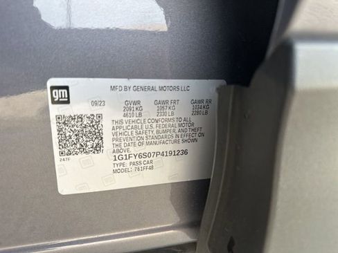 Used 2023 Chevrolet Bolt EUV LT w/ Convenience Package image 30