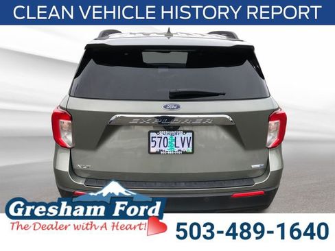 Used 2020 Ford Explorer XLT w/ Comfort Package image 5