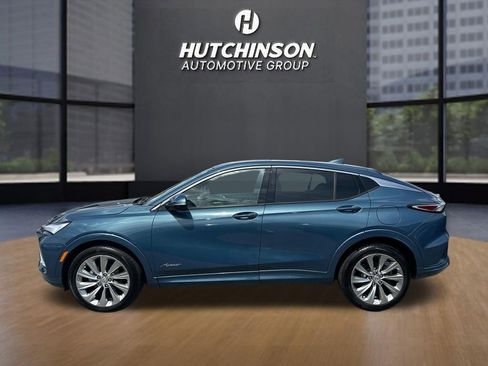 Certified 2024 Buick Envista Avenir image 4