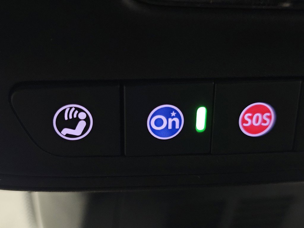 Used 2025 Chevrolet Equinox LT w/ Convenience Package II FWD image 21