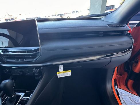 New 2026 Jeep Compass Latitude image 19