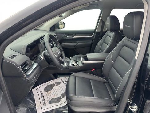 Used 2026 GMC Terrain Denali w/ LPO, Floor Liner Package image 10