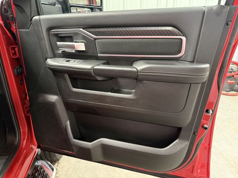 Used 2026 RAM 2500 Big Horn AWD/4WD image 8