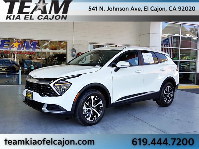 Certified 2025 Kia Sportage EX AWD/4WD image 5