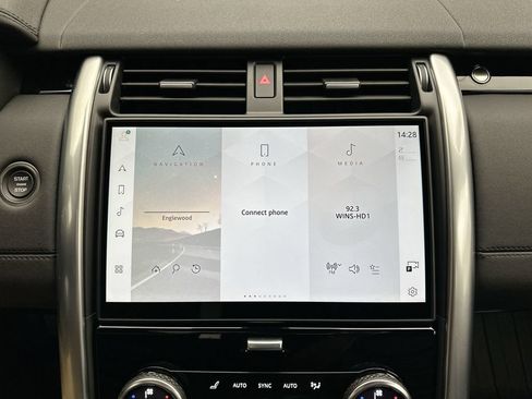 New 2026 Land Rover Discovery S AWD/4WD image 14