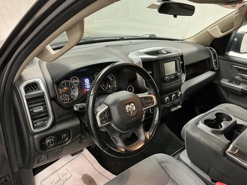 Used 2020 RAM 1500 Big Horn AWD/4WD image 10