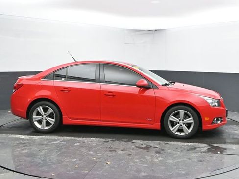 Used 2014 Chevrolet Cruze LT w/ RS Package image 11