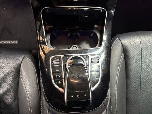 Used 2017 Mercedes-Benz E 300 image 22