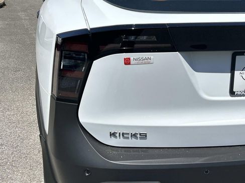 New 2026 Nissan Kicks S FWD image 12