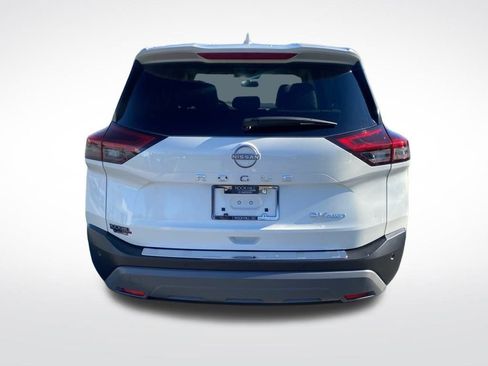 Used 2023 Nissan Rogue SV image 6
