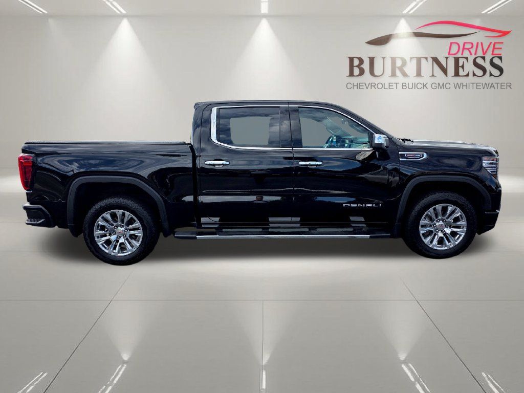Certified 2025 GMC Sierra 1500 Denali w/ Technology Package AWD/4WD image 9