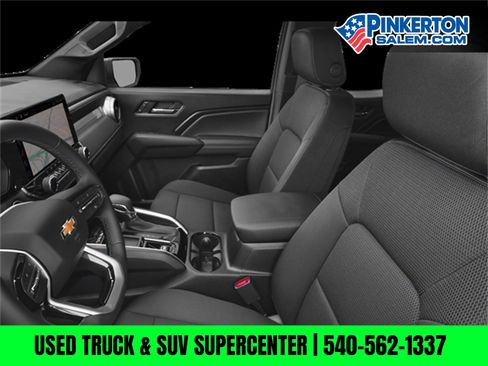 New 2024 Chevrolet Colorado LT w/ LT Convenience Package II image 30