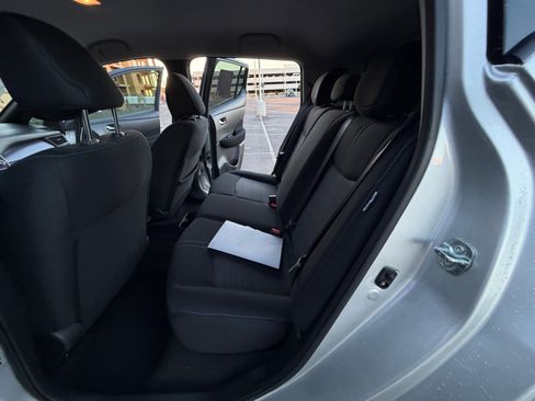 Certified 2025 Nissan Leaf S image 17