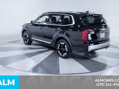 Used 2025 Kia Telluride S FWD image 7
