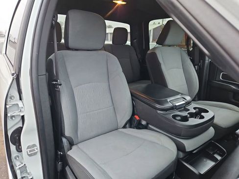 Used 2024 RAM 2500 Big Horn image 36