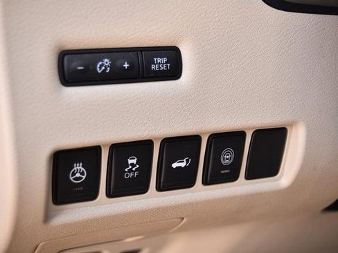 Certified 2024 Nissan Murano SL image 13