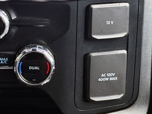 Used 2022 Ford F150 Platinum w/ Equipment Group 701A High AWD/4WD image 17