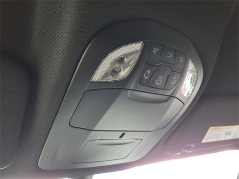 New 2026 Chrysler Voyager LX image 22