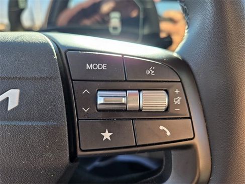 Used 2025 Kia K4 EX image 26
