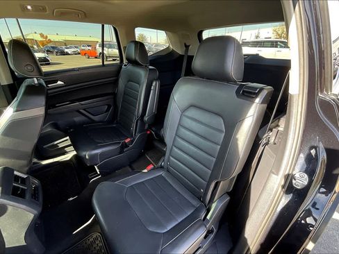 Used 2021 Volkswagen Atlas SEL Premium image 20