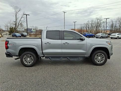 Used 2023 Chevrolet Colorado LT w/ LT Convenience Package II image 11